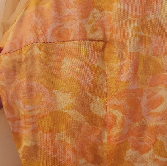 🌟60's Yellow Dress🌟 - Picture 3 of 6